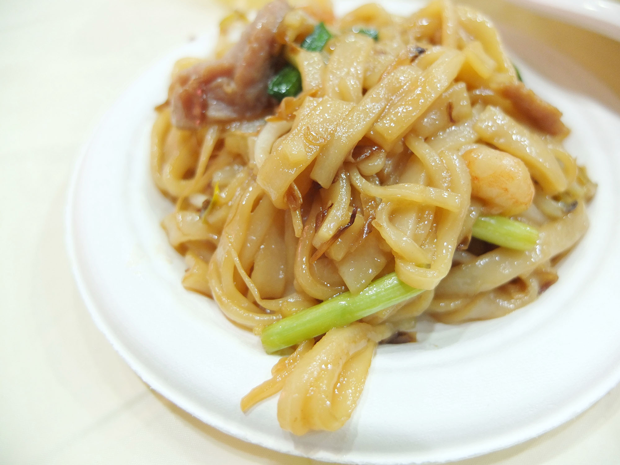 stir-fried flat rice noodles