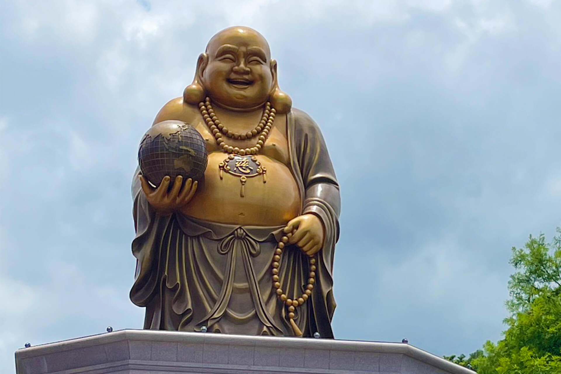 三芝區公所提供–文化彌勒佛院