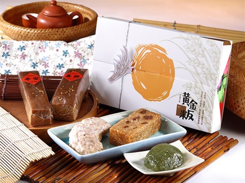 Handmade cakes and rice dumplings