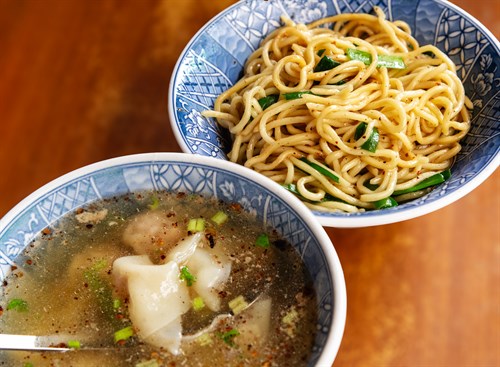 阿婆慢慢麺