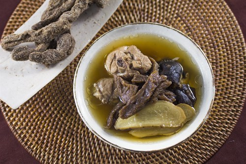 老蘿蔔雞湯