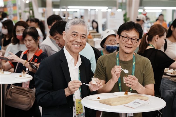 圖1_客委會范佐銘副主委出席美食展1